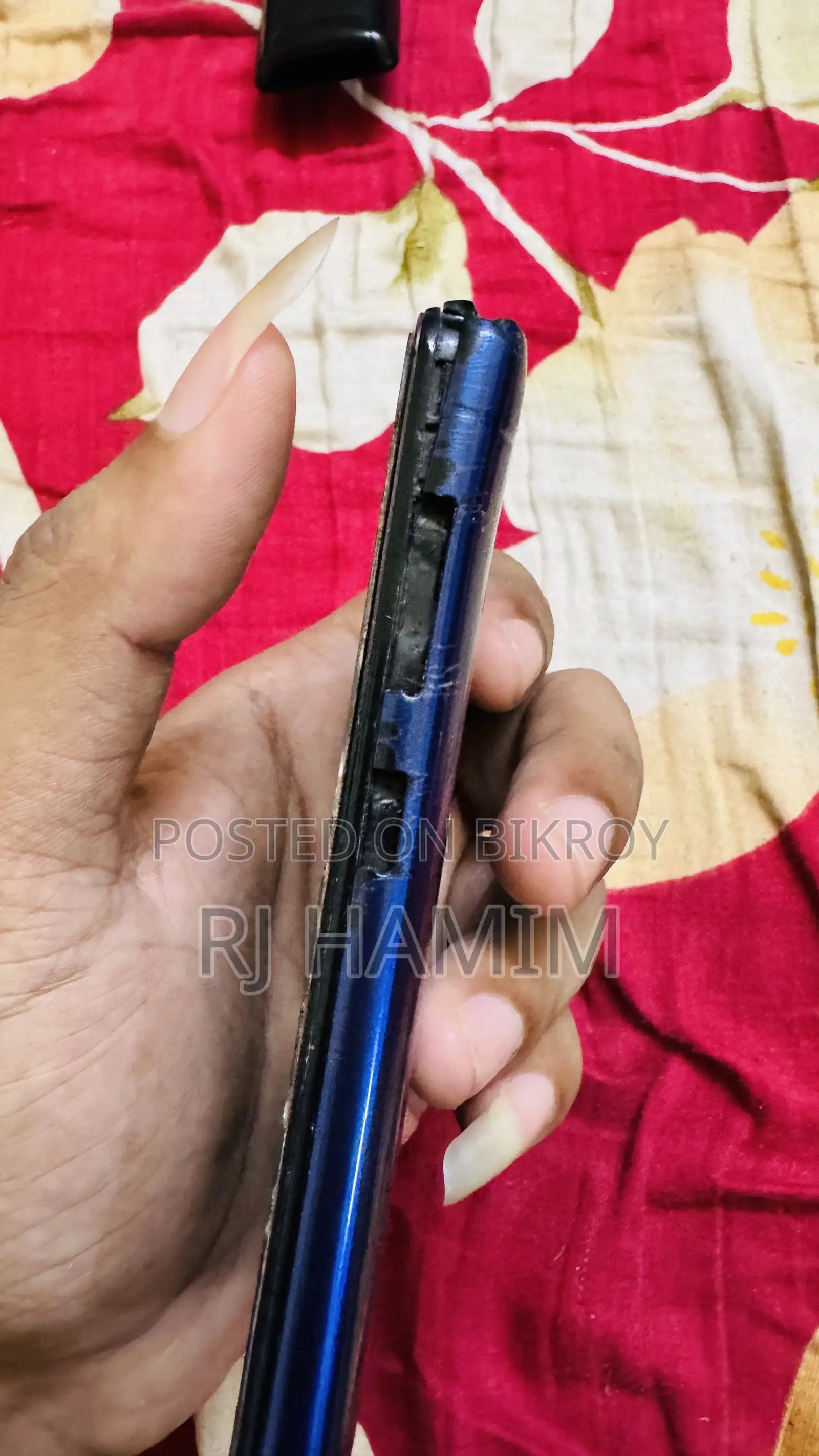 Maximus Blue