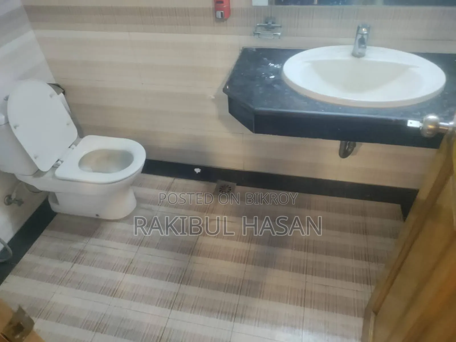 বনানীতে ৩৩০০ বর্গফুটের সম্পূর্ণ ফার্নিশড অফিস ভাড়া হবে