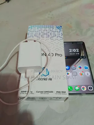 টেকনো ক্যামন ৪০ প্রো ৪জি ২৫৬ জিবি ব্লু