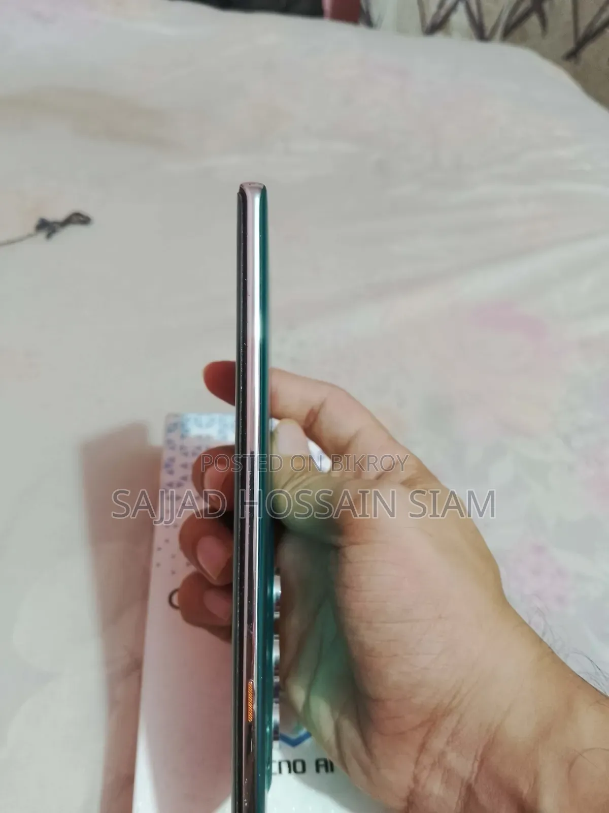 টেকনো ক্যামন ৪০ প্রো ৪জি ২৫৬ জিবি ব্লু