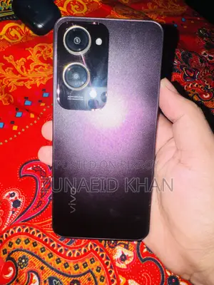 Vivo Y18 128 GB Purple