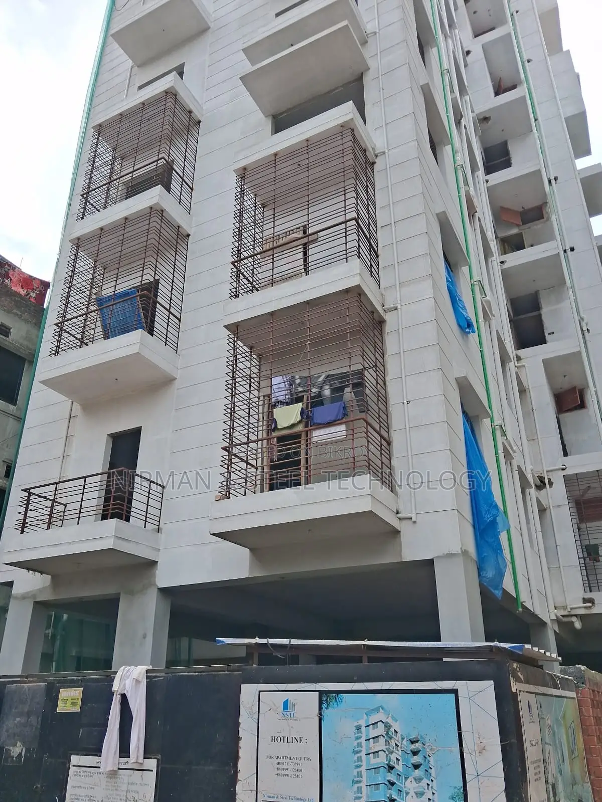 ৪ বেডরুমের অ্যাপার্টমেন্ট ঢাকা, ফুলবাড়িয়াতে বিক্রয়ের জন্য