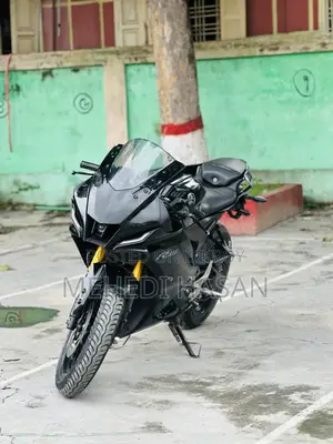 Yamaha 2024 Black