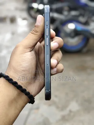 অ্যাপল আইফোন ১৫ প্রো ১২৮ জিবি ব্ল্যাক