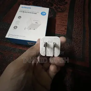 অ্যাঙ্কার অরিজিনাল অ্যাডাপ্টার