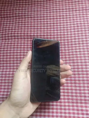 স্যামসাং গ্যালাক্সি এস২২ ৫জি ২৫৬ জিবি ব্ল্যাক