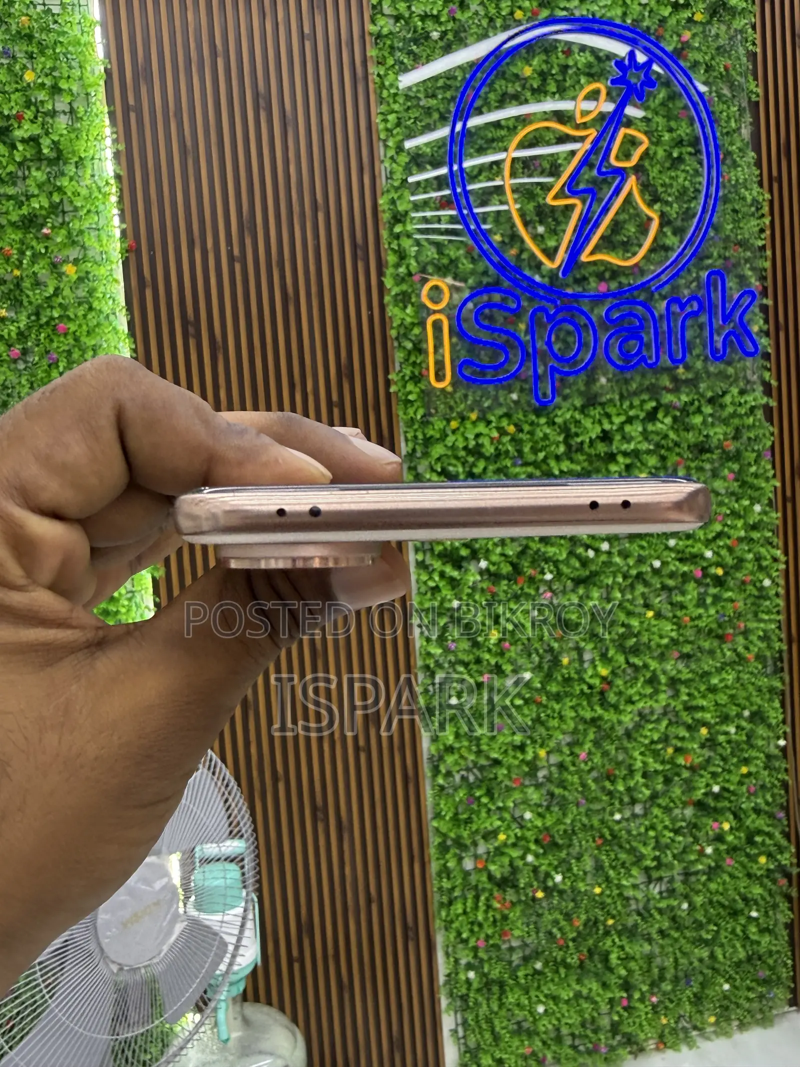 Vivo V60 256 GB Gold