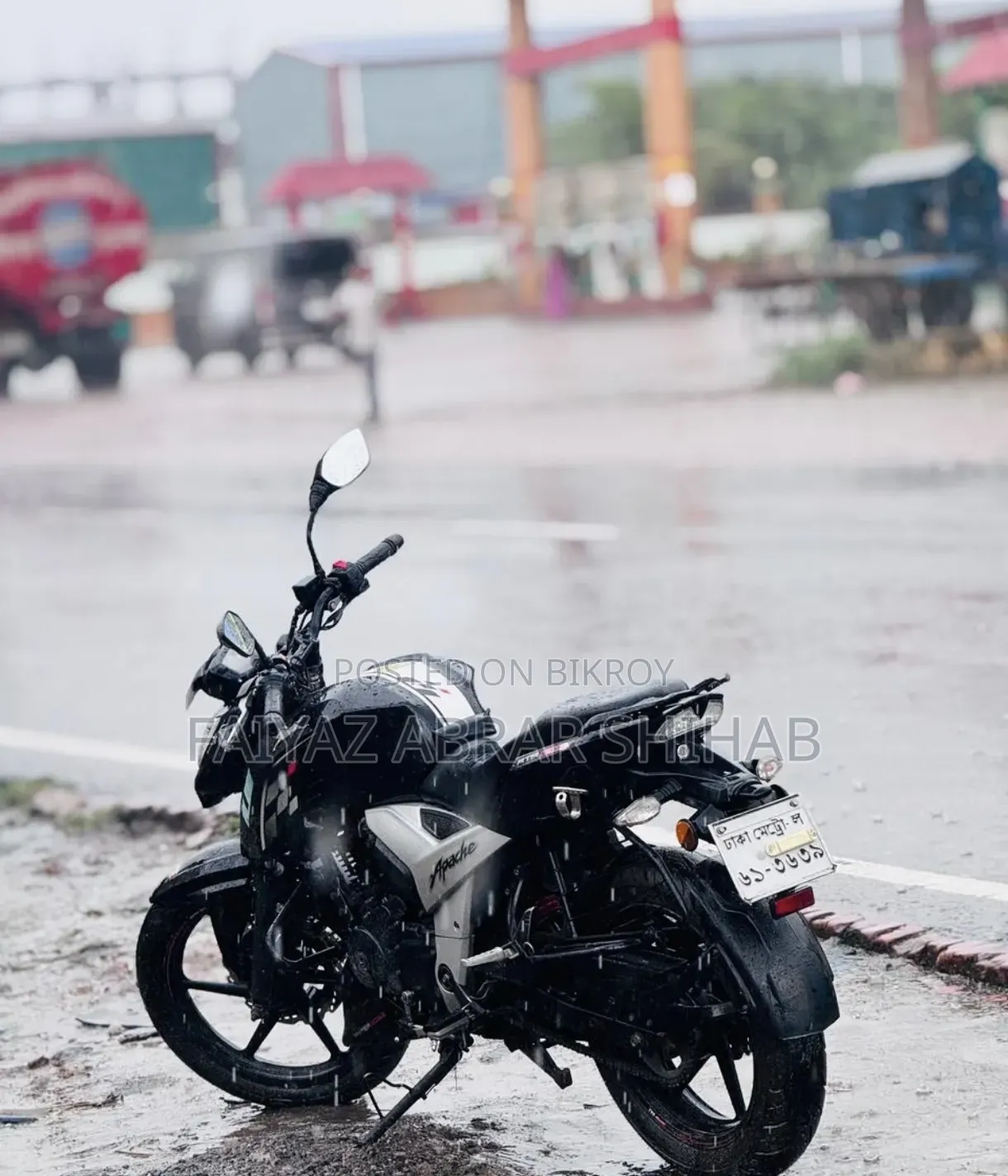 টিভিএস অ্যাপাচি ১৬০ ৪ভি ২০২২ ব্ল্যাক