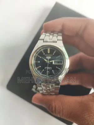 Seiko 5 Automatic - Classic Black Dial