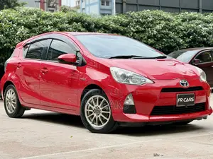 Toyota Aqua 2012 Red