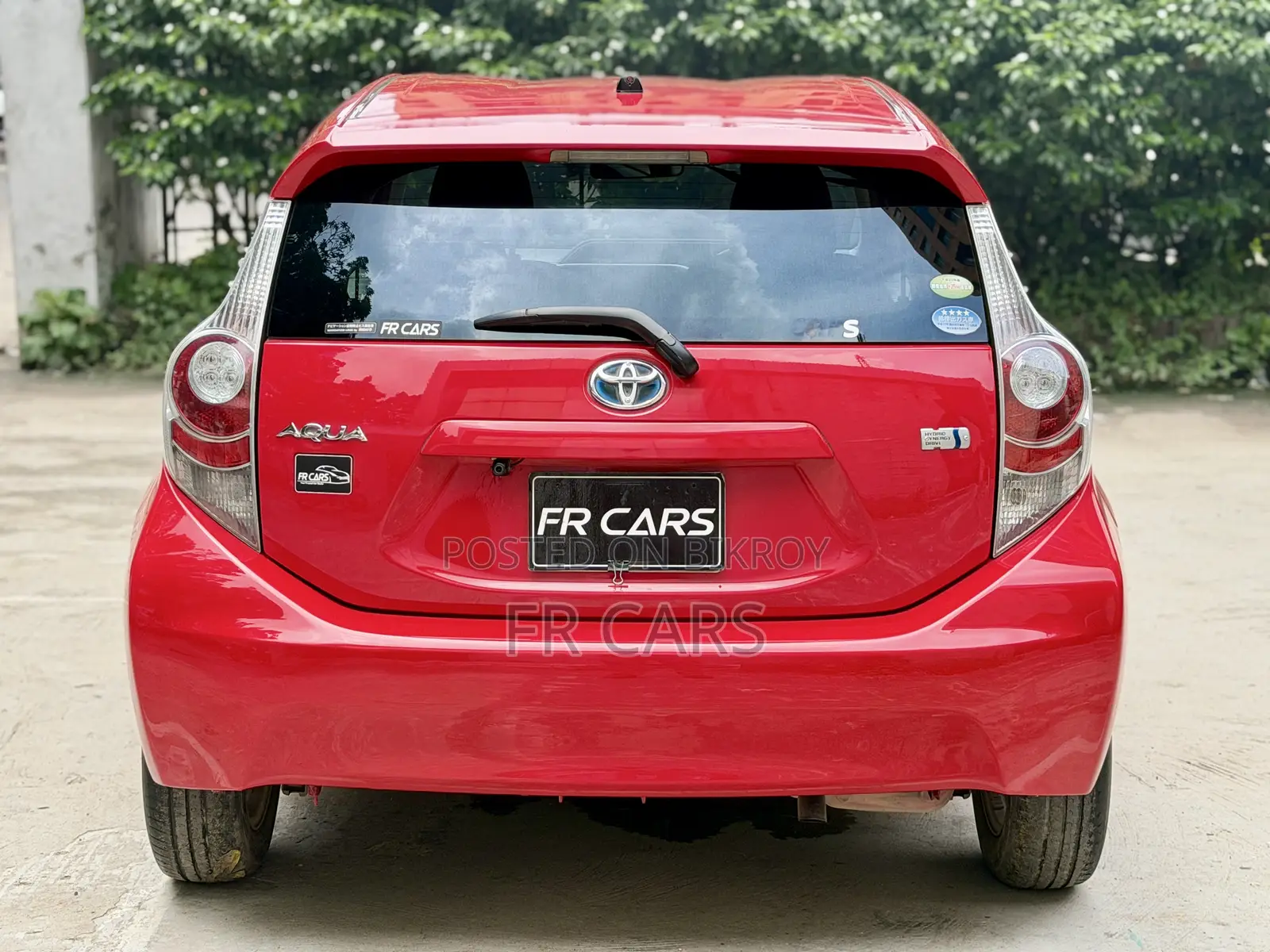 Toyota Aqua 2012 Red