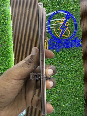 Vivo V60 256 GB Gold