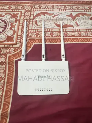 Tenda F3 (Wireless N300 Easy Setup Router)