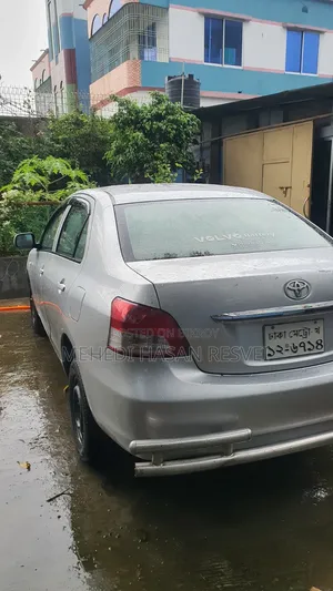 Toyota Yaris 2008 Silver