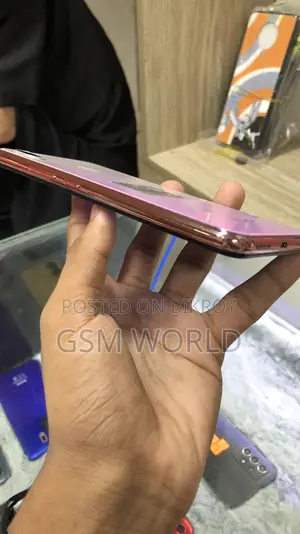 Vivo Y11 32 GB Pink