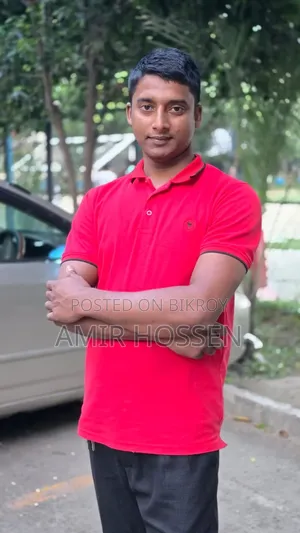অভিজ্ঞ কার ড্রাইভার হিসেবে কাজ করতে চাই
