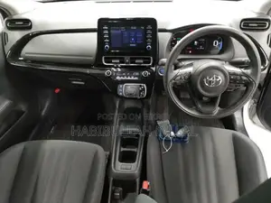 Toyota Aqua 2022 Pearl