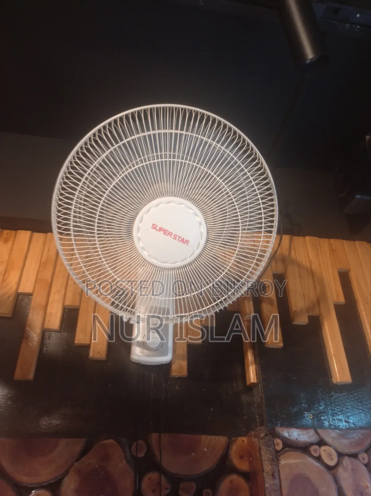 Superstar Wall Fan