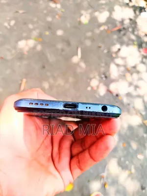 রিয়েলমি নারজো ৫০ ৬৪ জিবি ব্ল্যাক