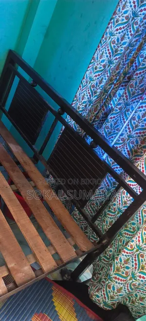 খাট এবং মেট রেক্স