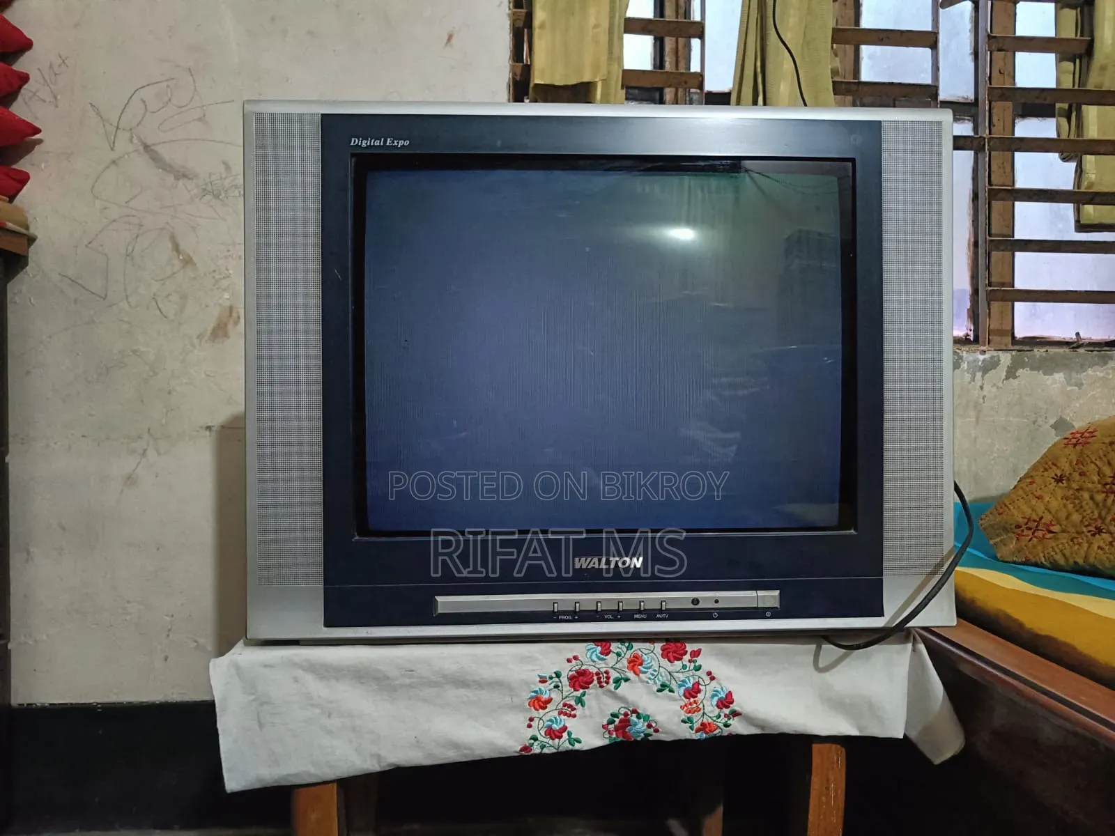Walton Tv 21" Size