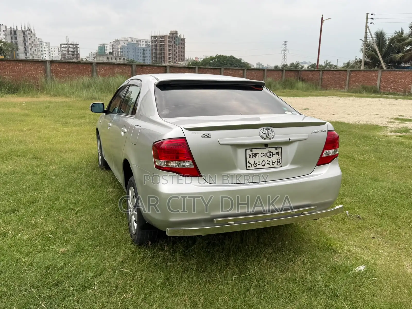 Toyota Axio 2010 Silver