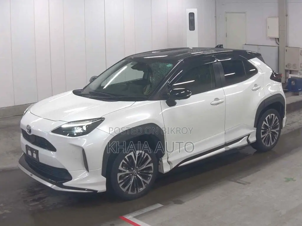 Toyota Yaris Cross 2021 Pearl