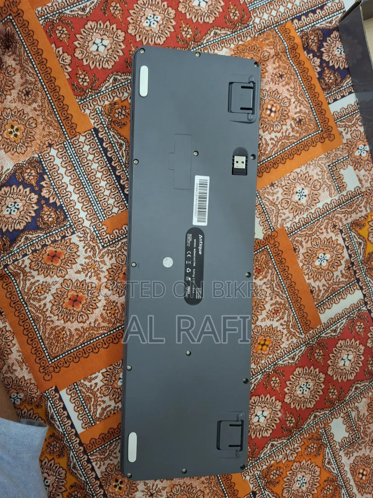 Antique Wireless Bluetooth Keyboard and Mouse Combo