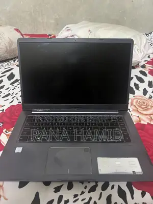 Laptop Asus VivoBook S500CA 8GB Intel Core i5 HDD+SSD 1T