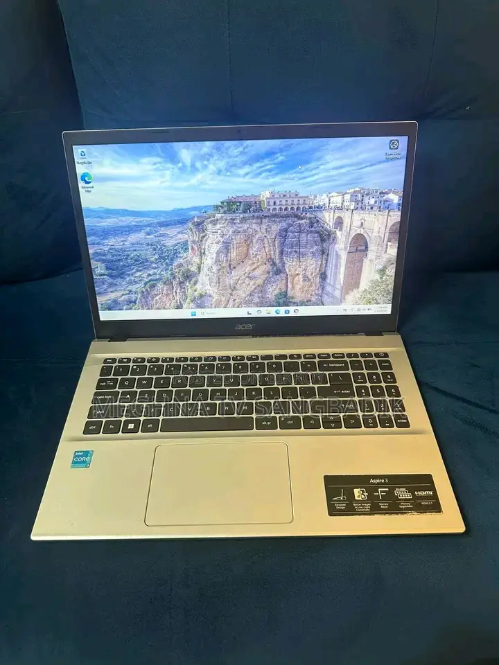 Laptop HP 3GB Intel SSD 256GB