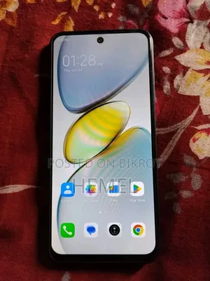 টেকনো স্পার্ক গো ৬৪ জিবি কালো