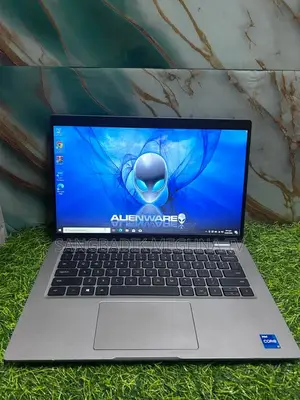 Laptop Dell 3GB Intel SSD 256GB