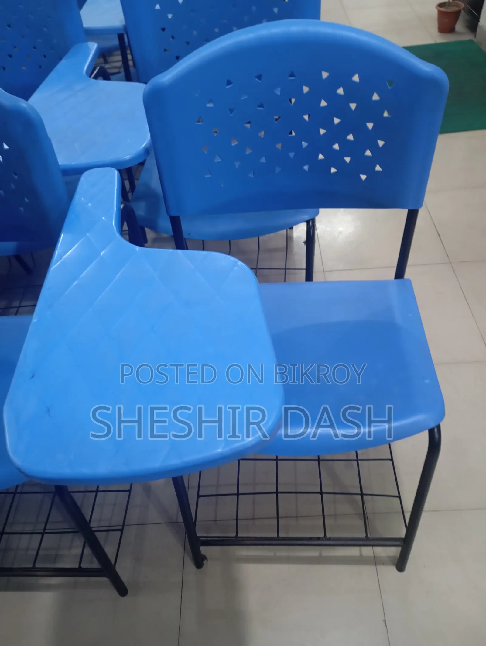 Plastic Chair