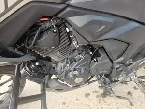 Honda Hornet 2024 Black