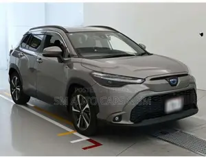 Toyota Corolla Cross 2021 Brown
