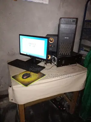 ডেস্কটপ কম্পিউটার গিগাবাইট GB-BNi5G4-1050Ti ৮জিবি ইন্টেল কোর আই৫ এসএসডি ১২৮জিবি