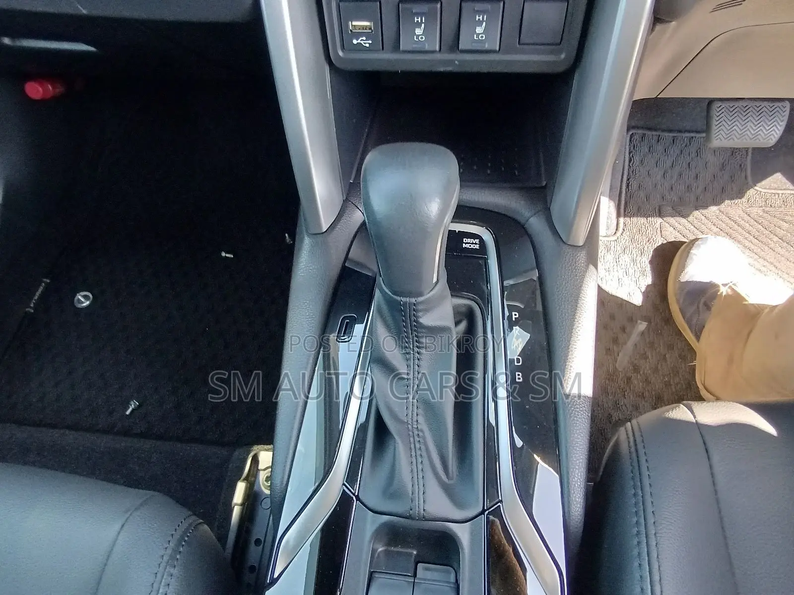 Toyota Corolla Cross 2022 Brown