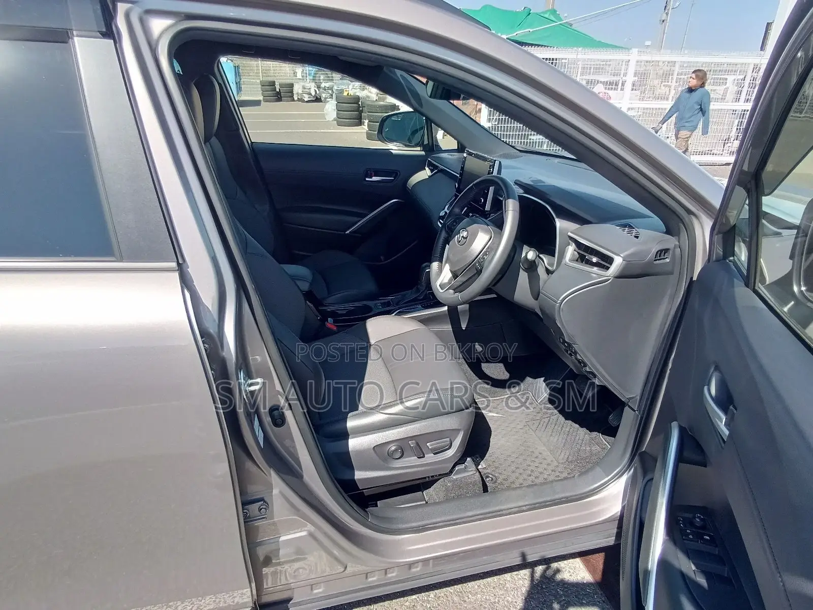 Toyota Corolla Cross 2022 Brown