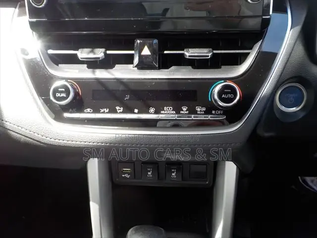Toyota Corolla Cross 2022 Gray