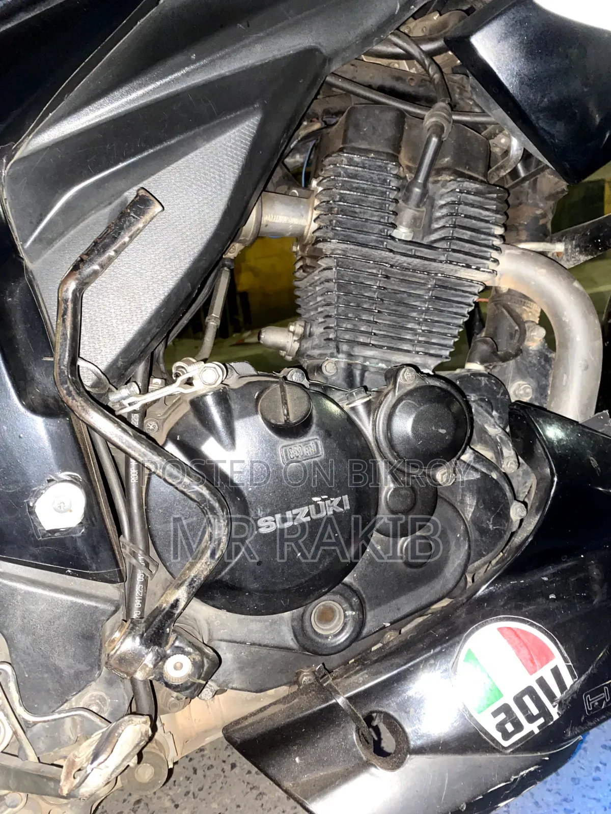 সুজুকি জিক্সার মনোটোন ২০২১ কালো