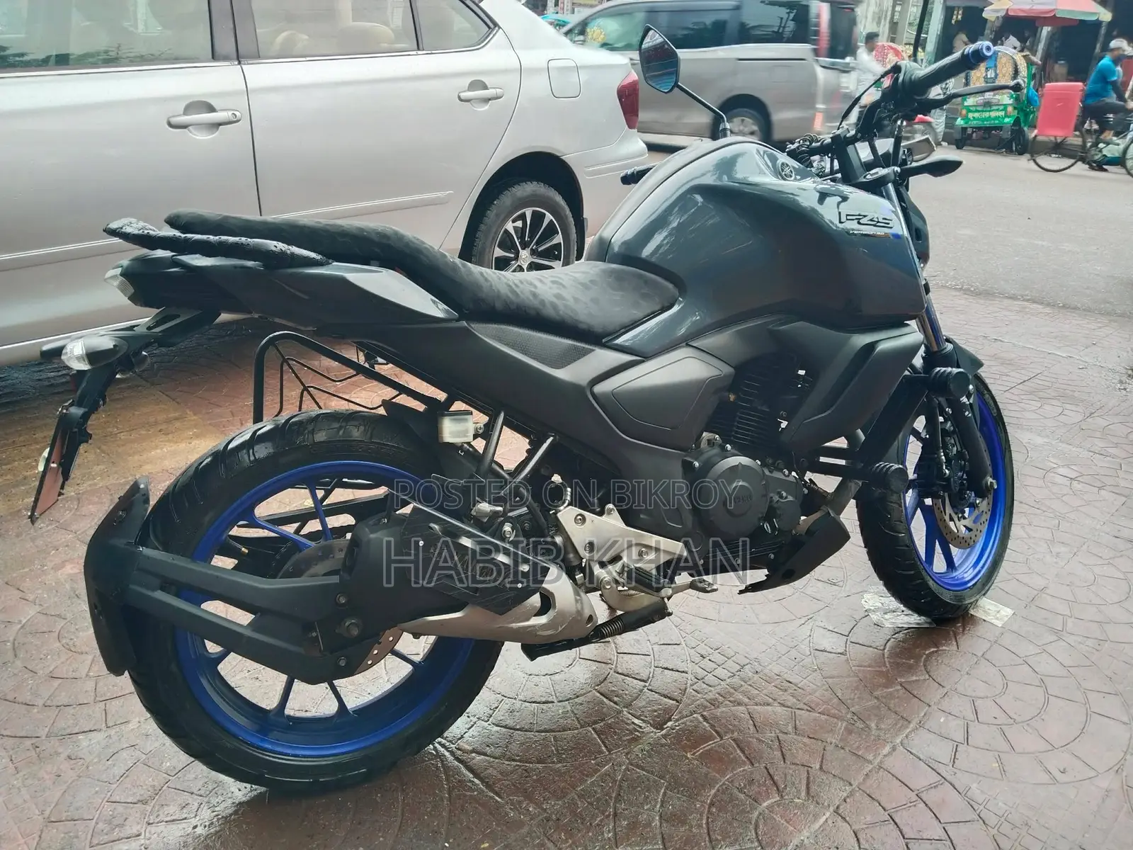 Yamaha FZS V3 2024 Brown