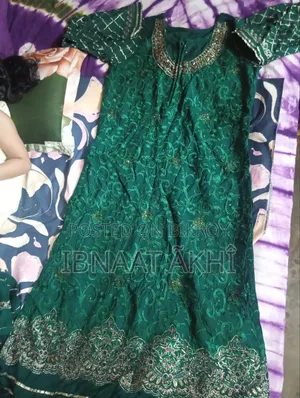 কিছু ড্রেস বিক্রি করা হবে