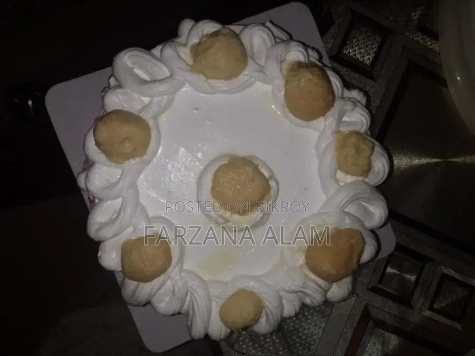 "হোমমেড ভ্যানিলা ও চকলেট কেক –