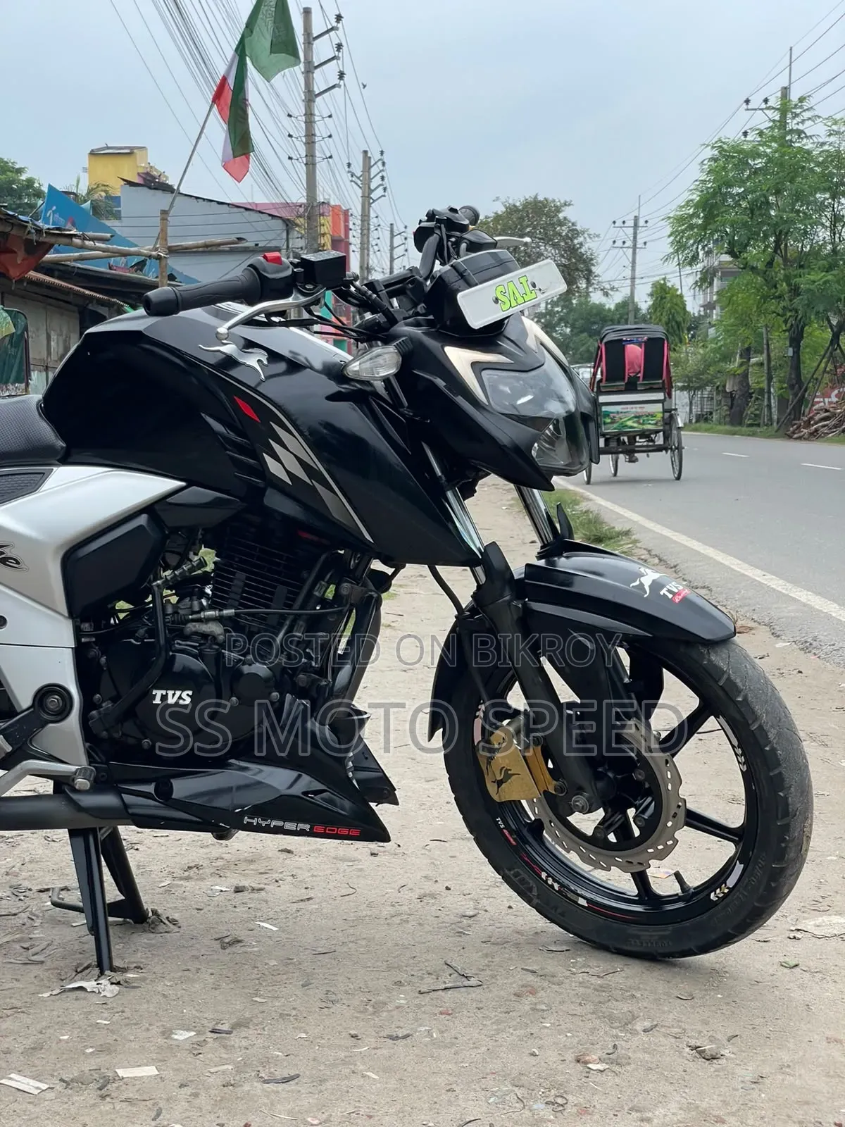 TVS Apache RTR 160 4V 2022 Black