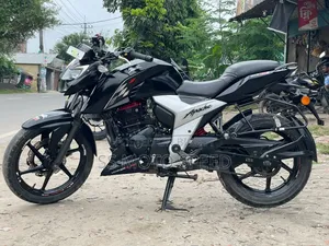 TVS Apache RTR 160 4V 2022 Black