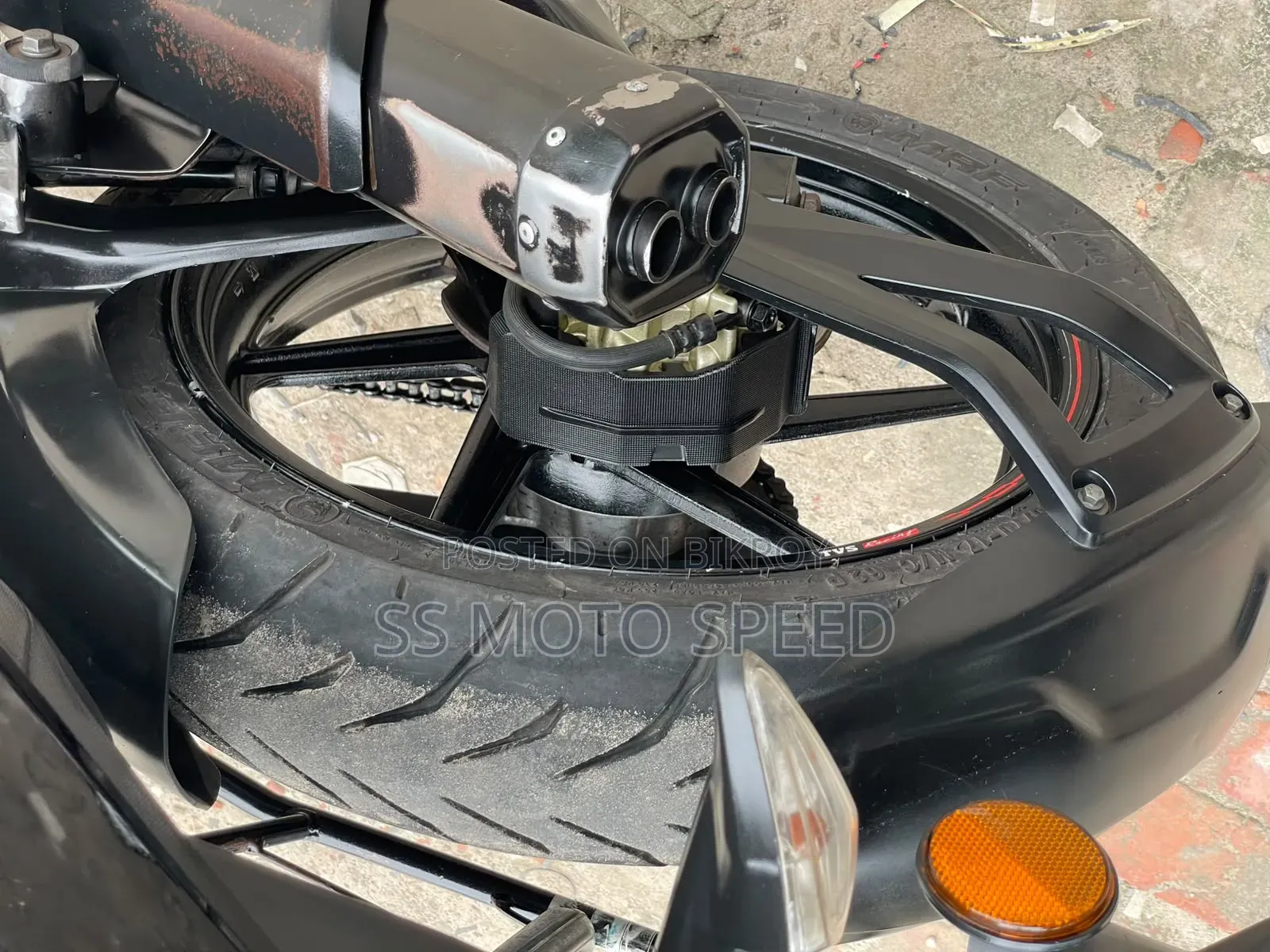 TVS Apache RTR 160 4V 2022 Black