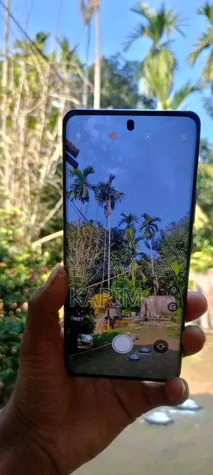 Realme 256 GB Gold