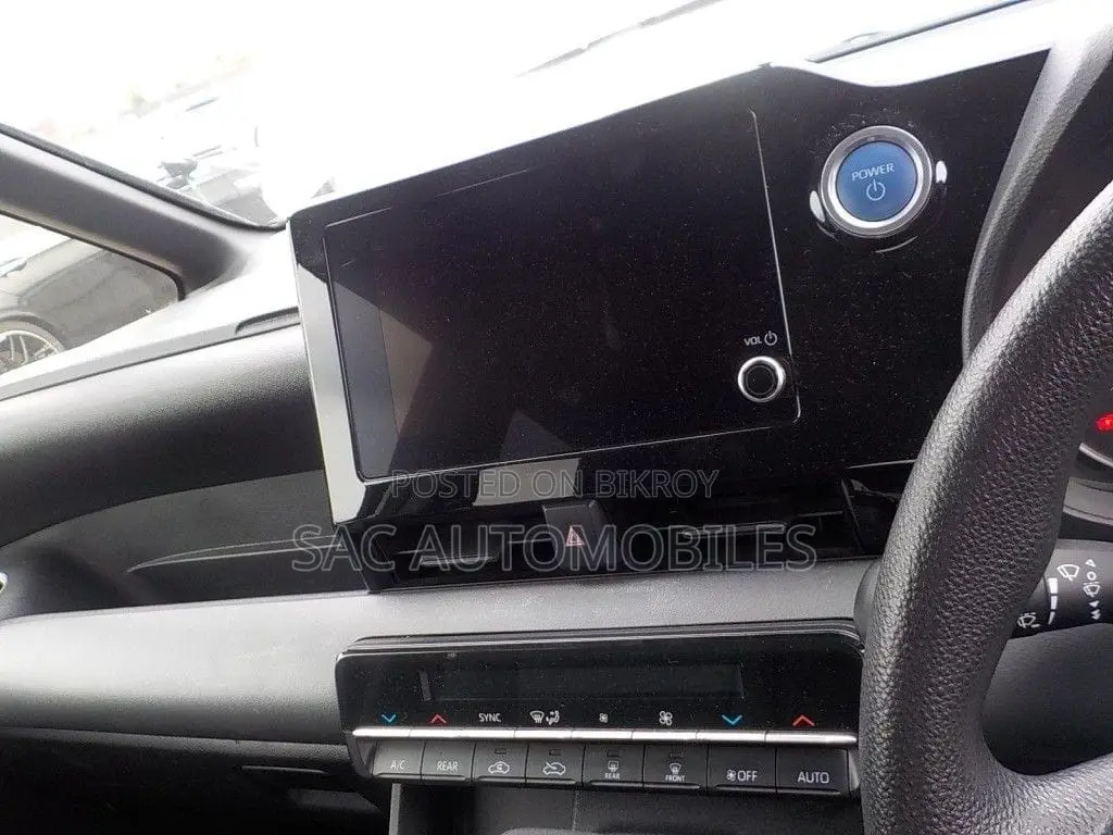 New Toyota Noah 2022 Beige