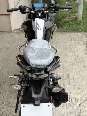 TVS Apache 160 4V 2022 Black