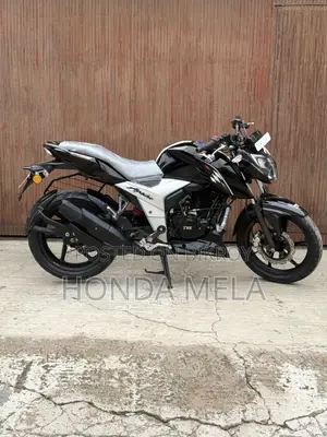 TVS Apache 160 4V 2022 Black